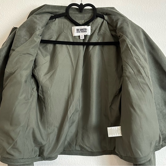 BB Dakota by Steve Madden Army Green Faux Vegan Suede Moto Jacket Size S - Picture 6 of 12